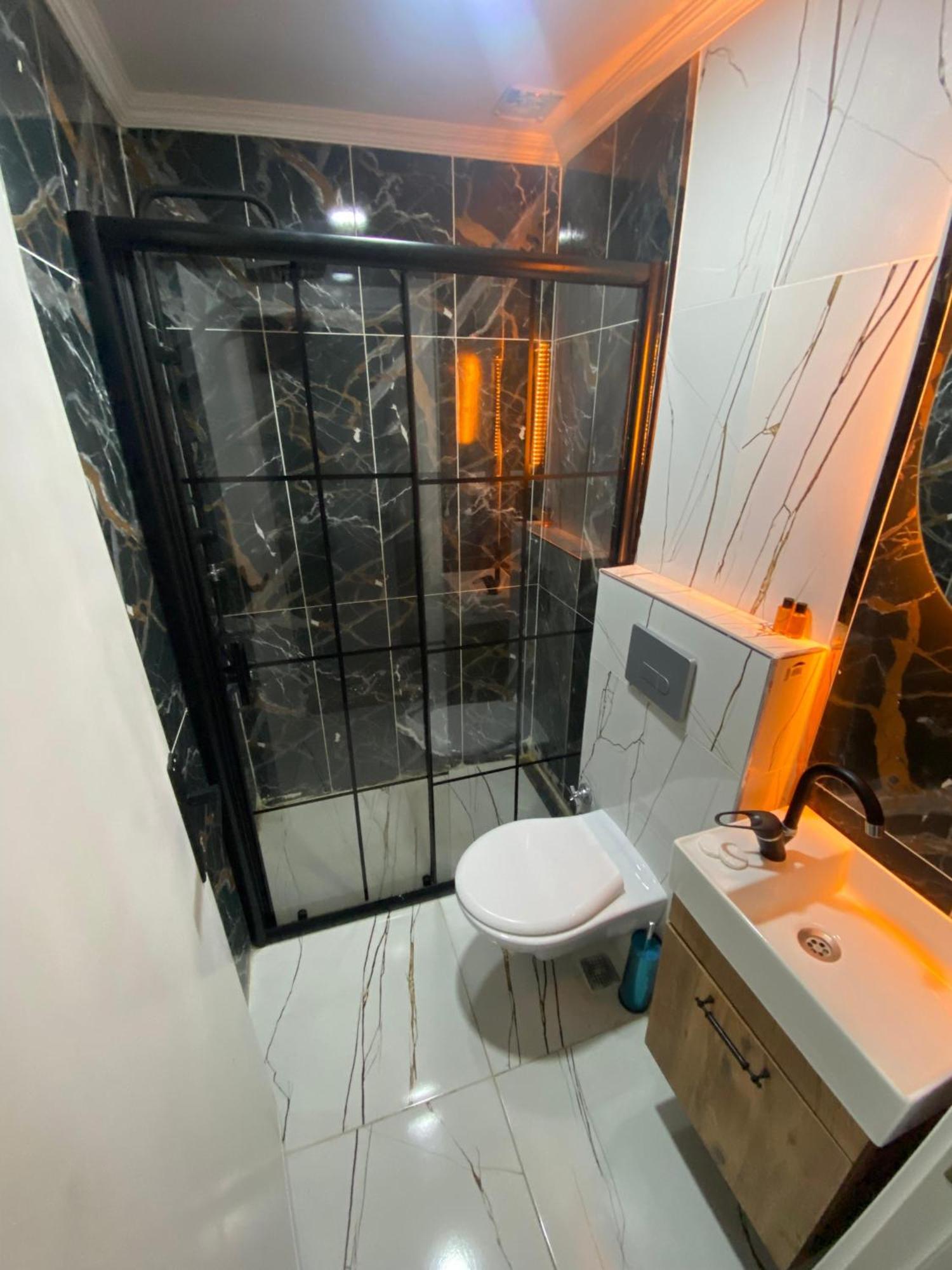 Kadikoey Viva Hotel & Suites イスタンブール エクステリア 写真